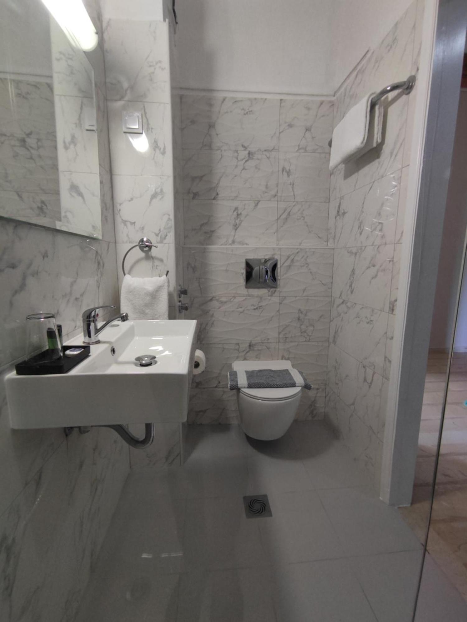 Tina Hotel 达西亚 外观 照片