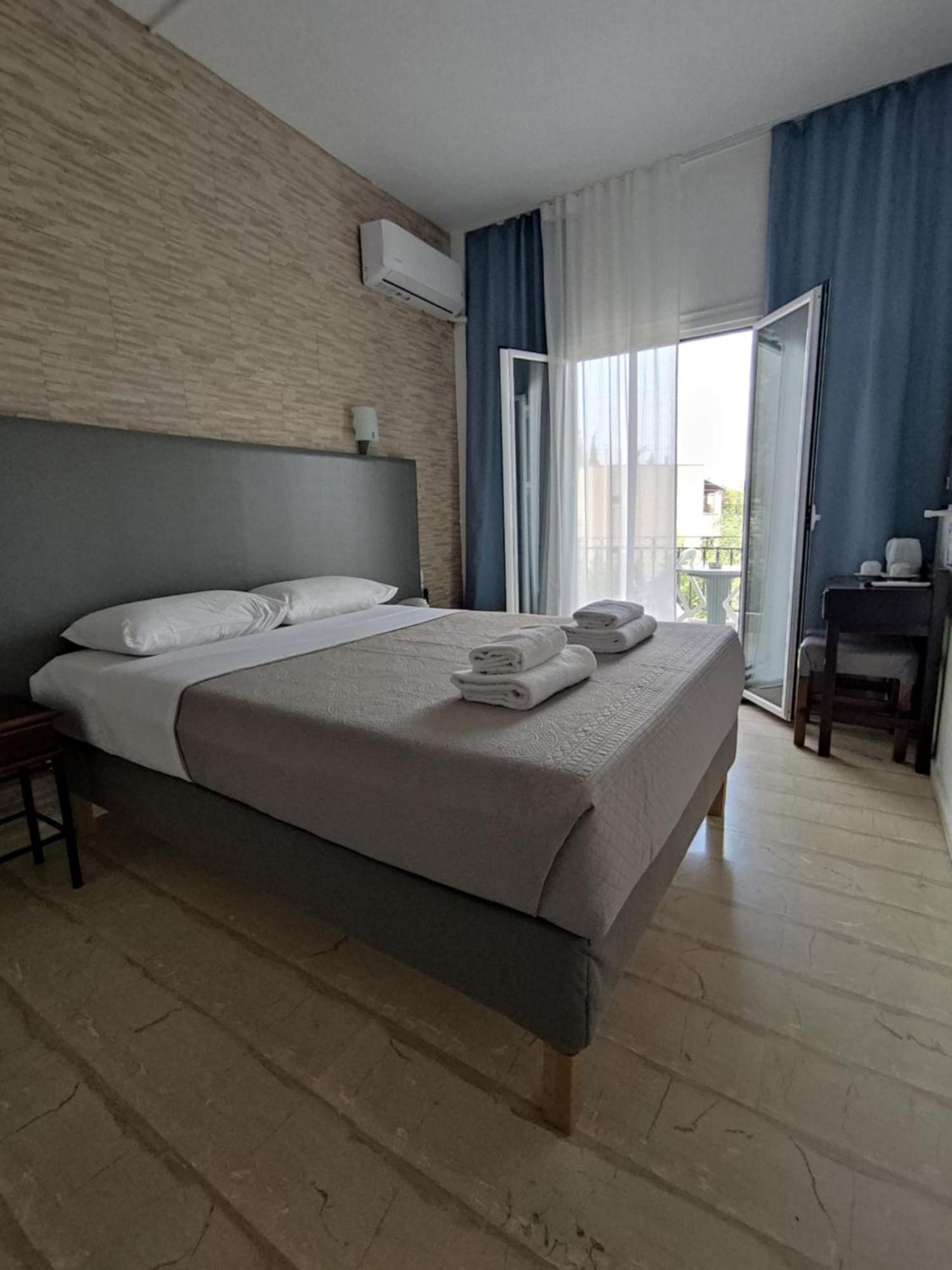 Tina Hotel 达西亚 外观 照片